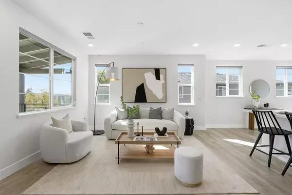 Hayward, CA 94544,490 Trace LN