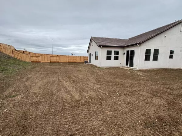 Hollister, CA 95023,837 Emma CT