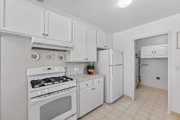 Santa Cruz, CA 95065,111 Elk ST