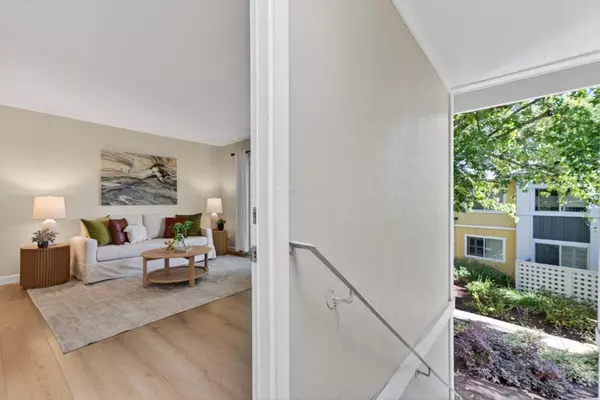 Santa Cruz, CA 95062,755 14th AVE #216
