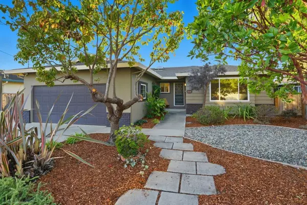 Santa Cruz, CA 95062,2119 Burr CT