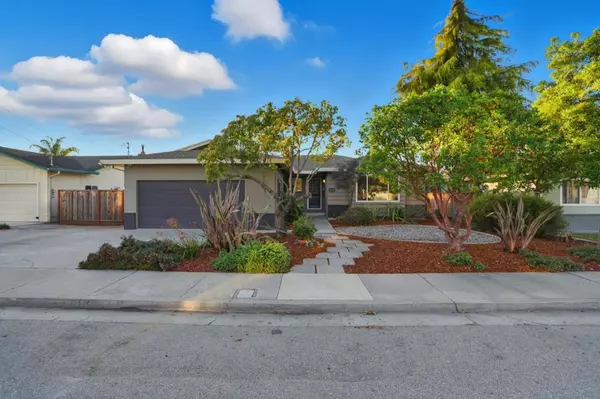 Santa Cruz, CA 95062,2119 Burr CT