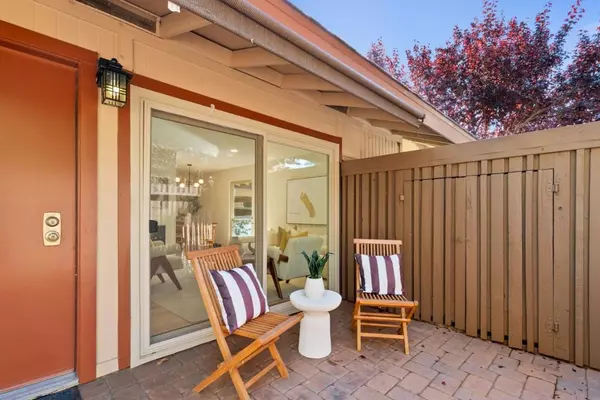 Sunnyvale, CA 94086,248 E Red Oak DR #A