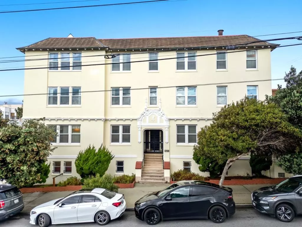 San Francisco, CA 94121,3900 Balboa ST