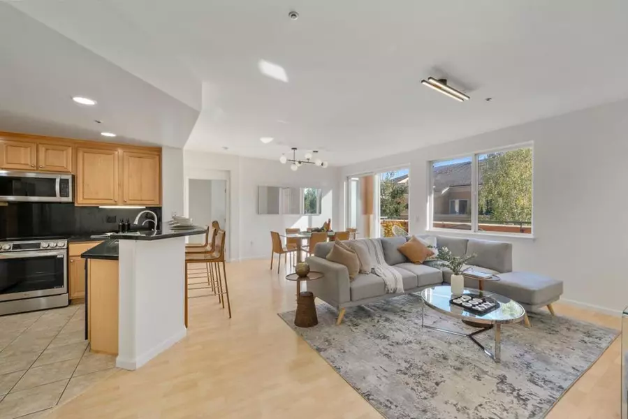 1310 Saddle Rack ST #425, San Jose, CA 95126