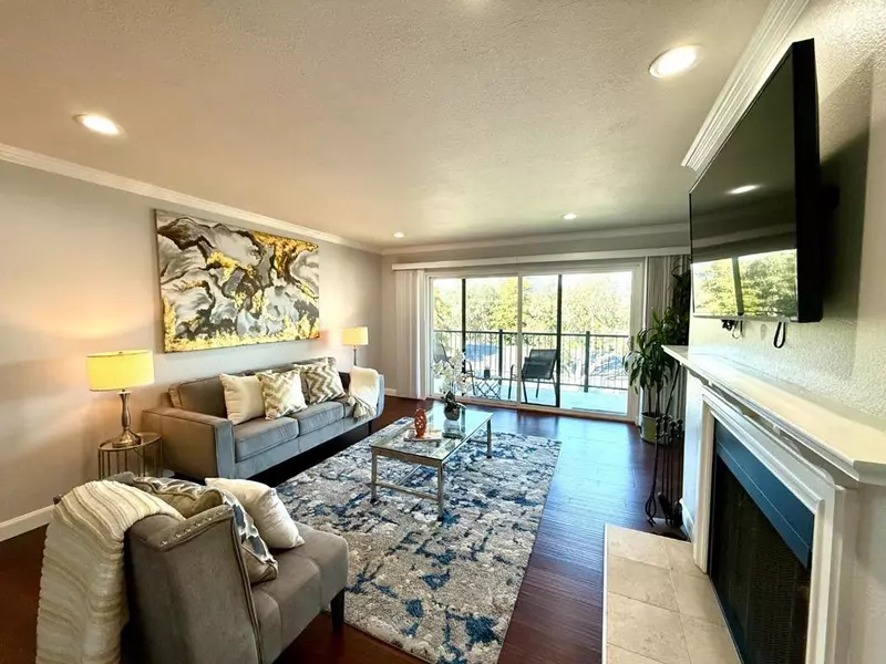 1031 Cherry AVE #20, San Bruno, CA 94066