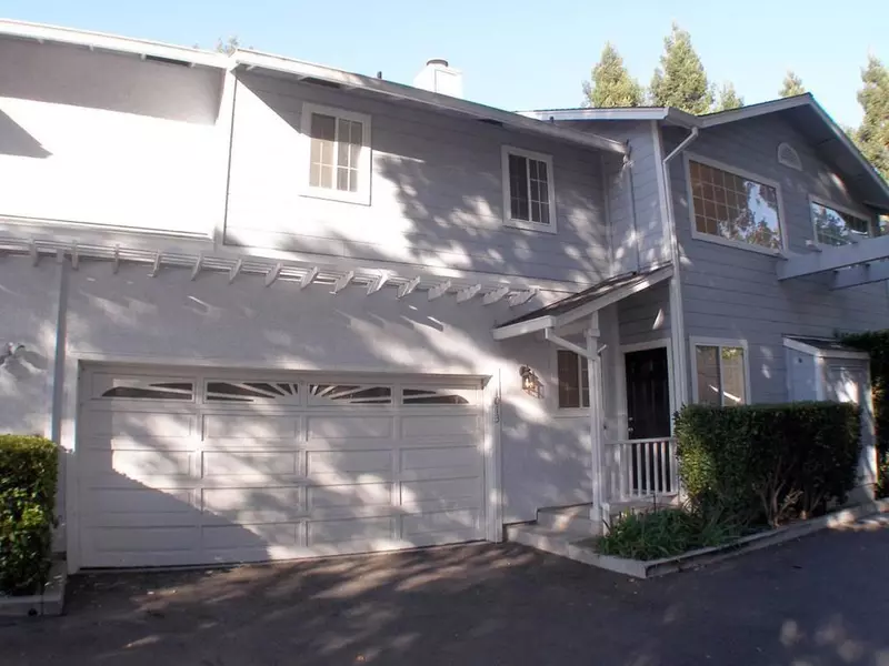 1013 Woodside RD, Redwood City, CA 94061