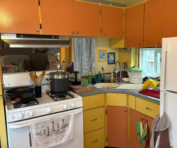 Moss Beach, CA 94038,141 Barranca LN