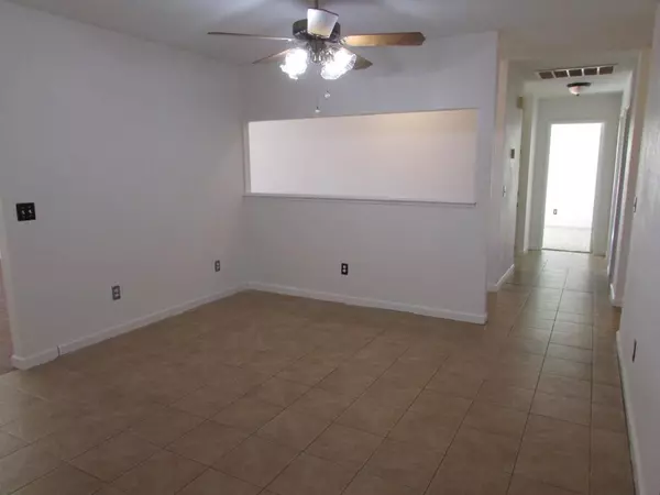 Paso Robles, CA 93446,1716 Wade DR