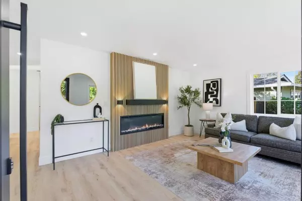 Mountain View, CA 94043,932 Ormonde DR