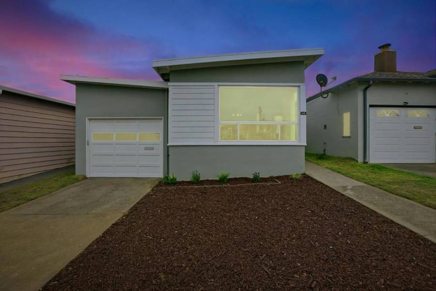 649 Skyline DR, Daly City, CA 94015