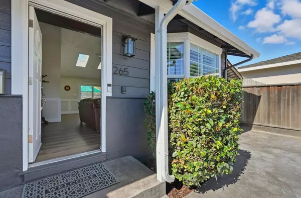 Campbell, CA 95008,265 Wren WAY