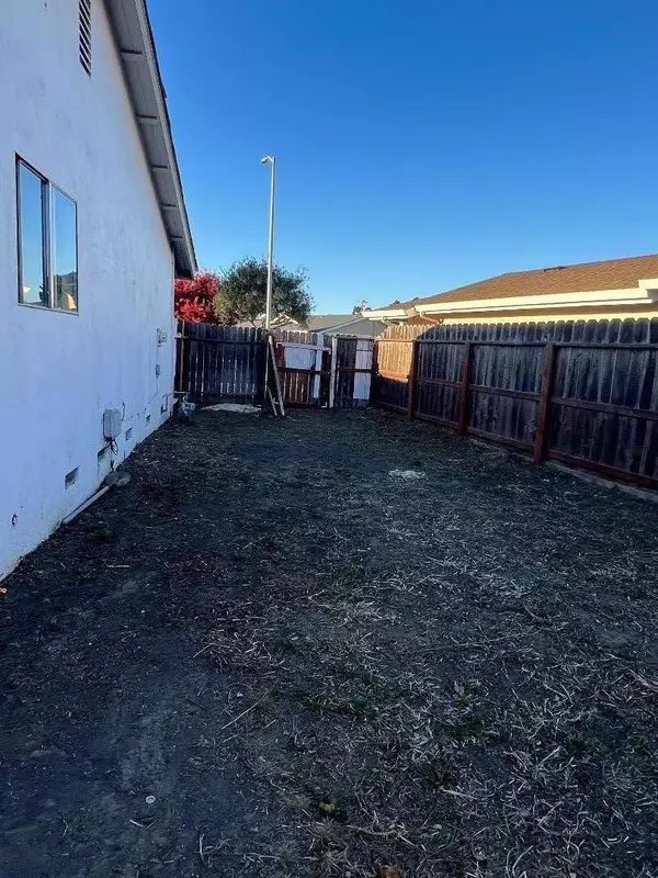 Salinas, CA 93901,451 La Jolla WAY