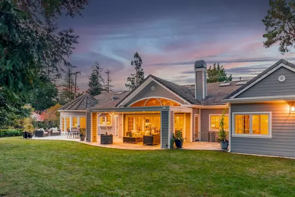 340 W Portola AVE, Los Altos, CA 94022