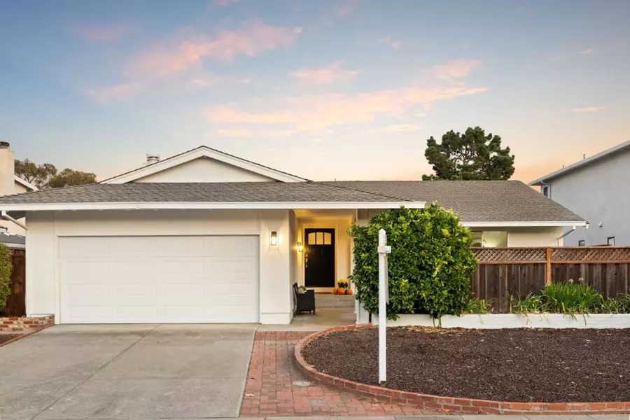 530 Barkentine LN, Redwood City, CA 94065