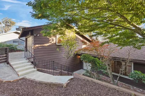 2191 Manzanita DR, Oakland, CA 94611