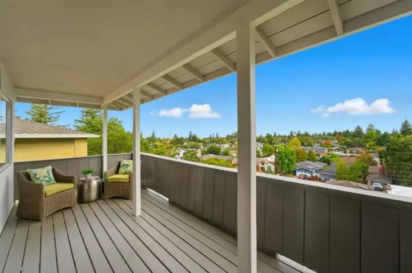 San Carlos, CA 94070,329 Oakview DR