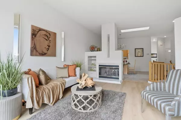 South San Francisco, CA 94080,69 Windcrest LN