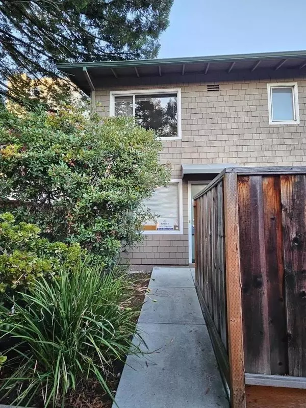 180 Dakota AVE #D, Santa Cruz, CA 95060
