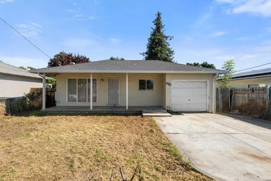 2210 Menalto AVE, East Palo Alto, CA 94303