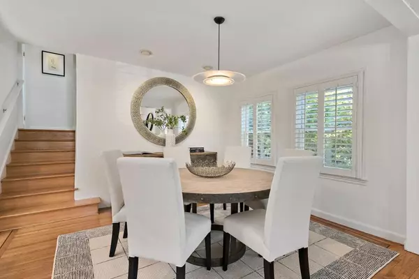 San Mateo, CA 94402,908 S Grant ST