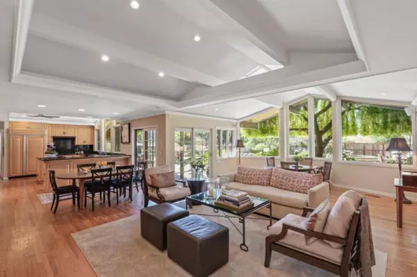 Portola Valley, CA 94028,135 Meadowood DR