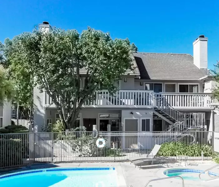 2968 Moorpark AVE #17, San Jose, CA 95128