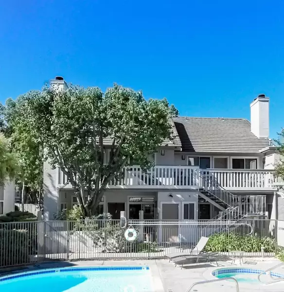 2968 Moorpark AVE #17, San Jose, CA 95128