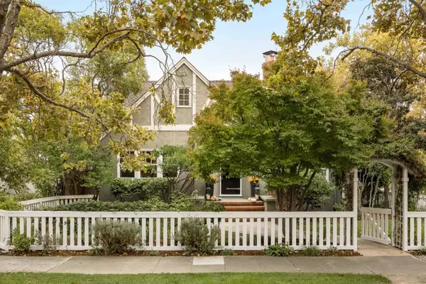 1837 Brewster AVE, Redwood City, CA 94062