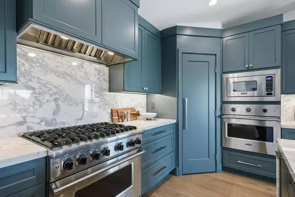 Belmont, CA 94002,3806 Naughton