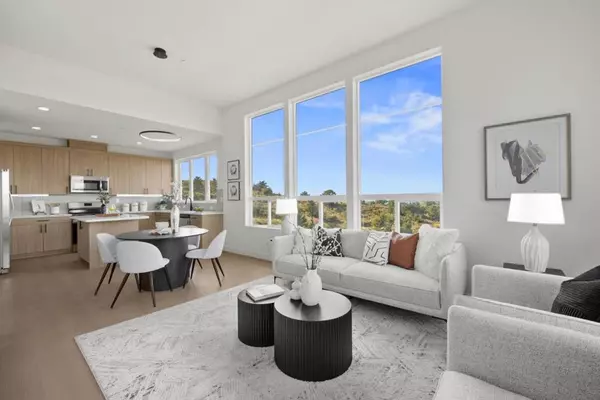 Pacifica, CA 94044,813 Fassler AVE