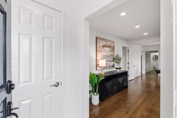 Millbrae, CA 94030,12 Dexter PL