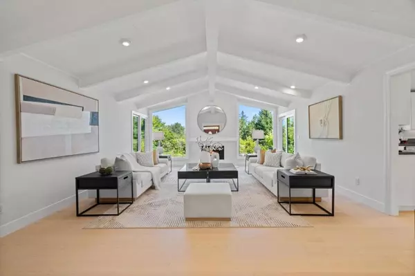 Saratoga, CA 95070,19305 Zinfandel CT