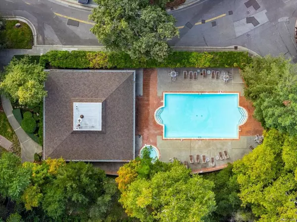 Saratoga, CA 95070,14676 Wild Berry LN