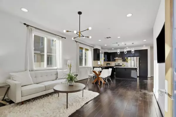 Milpitas, CA 95035,192 Currlin CIR