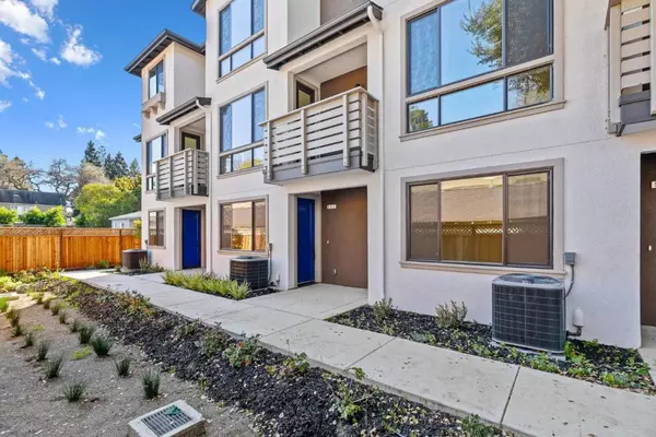 951 Woodside RD, Redwood City, CA 94061