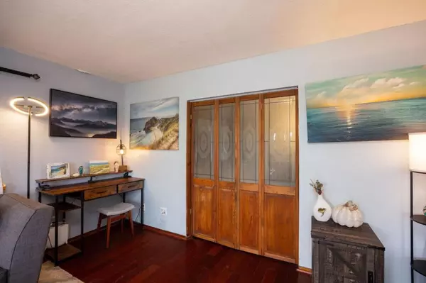 Half Moon Bay, CA 94019,533 Alto AVE