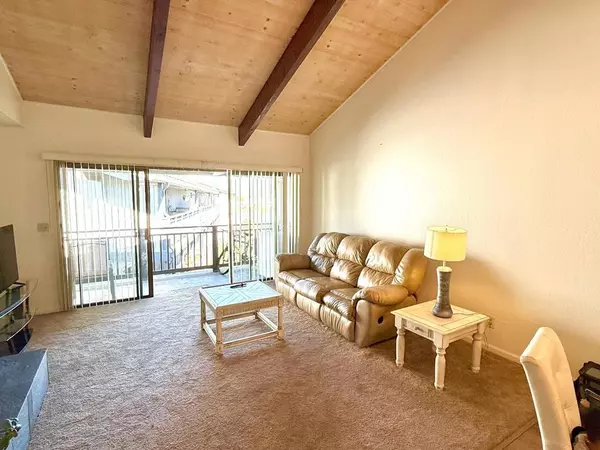 Salinas, CA 93905,166 Kern ST #26