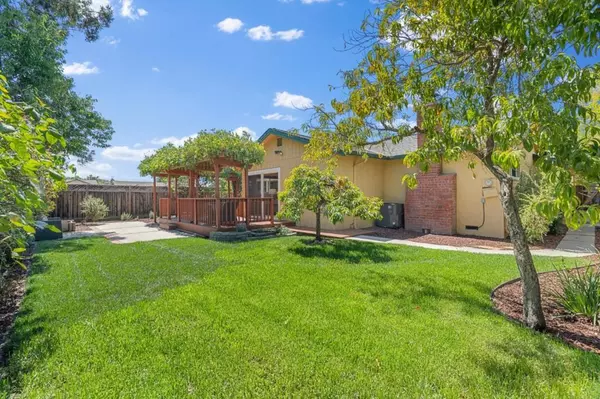 San Jose, CA 95118,3496 Picadilly DR