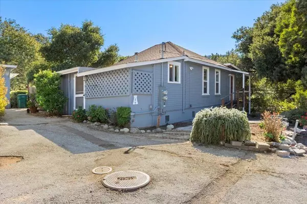 Carmel Valley, CA 93924,273 W Carmel Valley RD