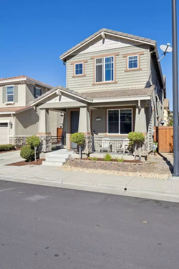 Gilroy, CA 95020,2521 Apricot WAY