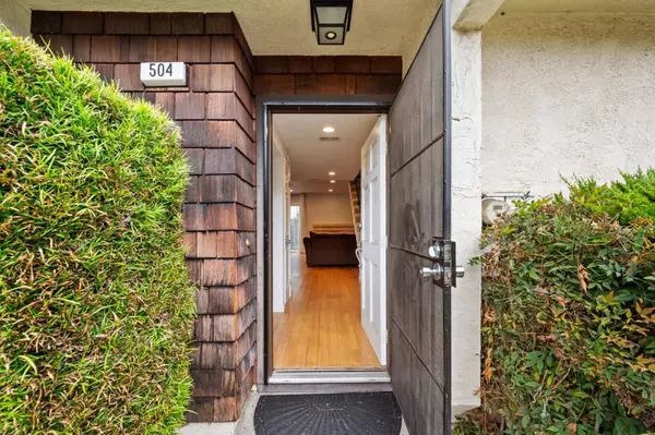 San Leandro, CA 94577,504 Thornton ST