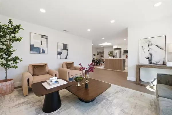 San Jose, CA 95123,6015 Fernglen DR