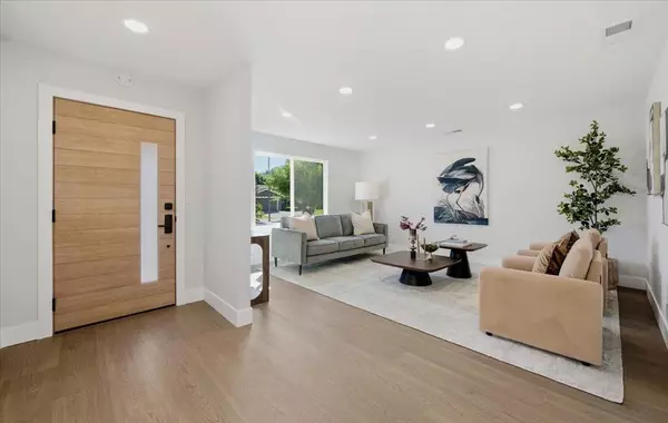 San Jose, CA 95123,6015 Fernglen DR