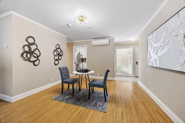 Los Gatos, CA 95032,451 Alberto WAY #151