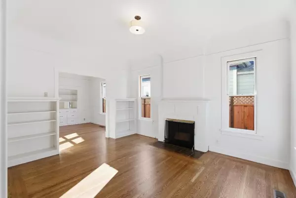 Palo Alto, CA 94301,566 Addison AVE