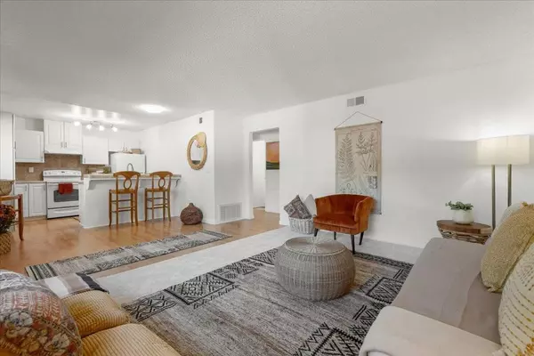 Capitola, CA 95010,1375 42nd AVE #1