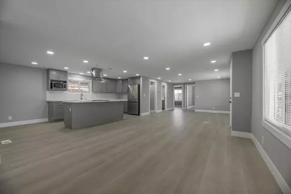 Hollister, CA 95023,174 REDWOOD DR #174