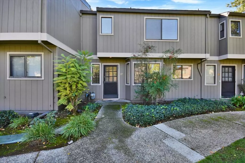 Los Gatos, CA 95032,435 Alberto WAY #17
