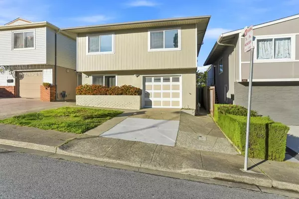 Daly City, CA 94015,953 Higate DR